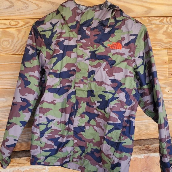 The North Face youth camo rain jacket in camo with orange embroidery size Medium - Picture 1 of 4